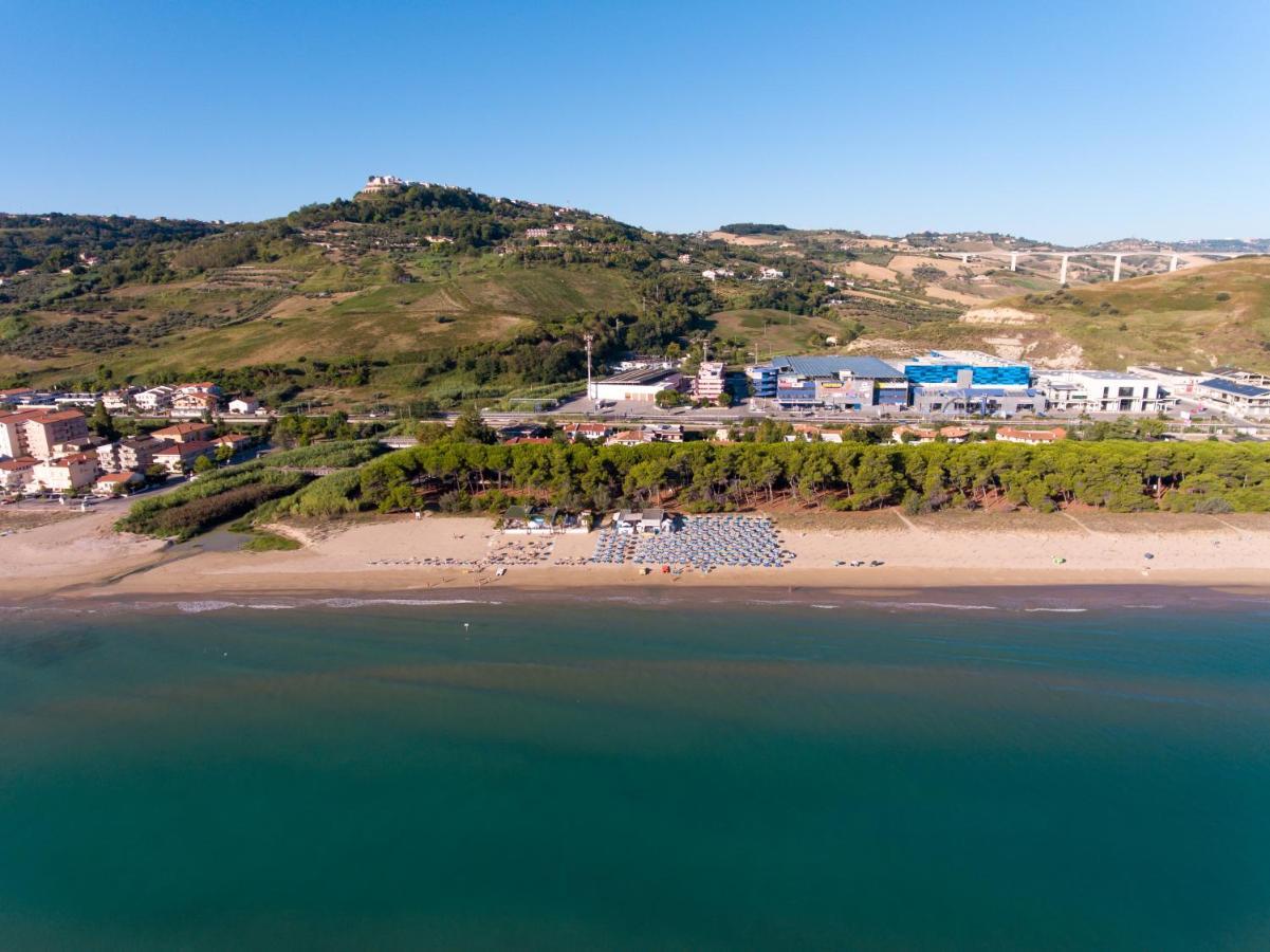 Onda Hotel Silvi Marina Esterno foto