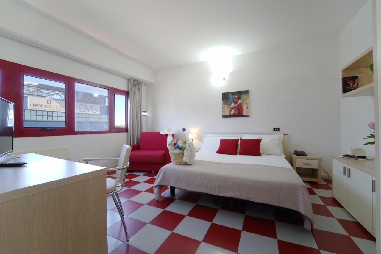 Onda Hotel Silvi Marina Esterno foto